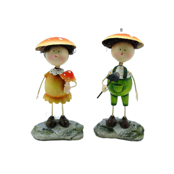 Metal garden concrete boy and girl figurine siting on mushroom moving statues cheap decorations